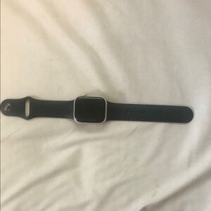 Apple Series 8 Smartwatch with Silver Frame